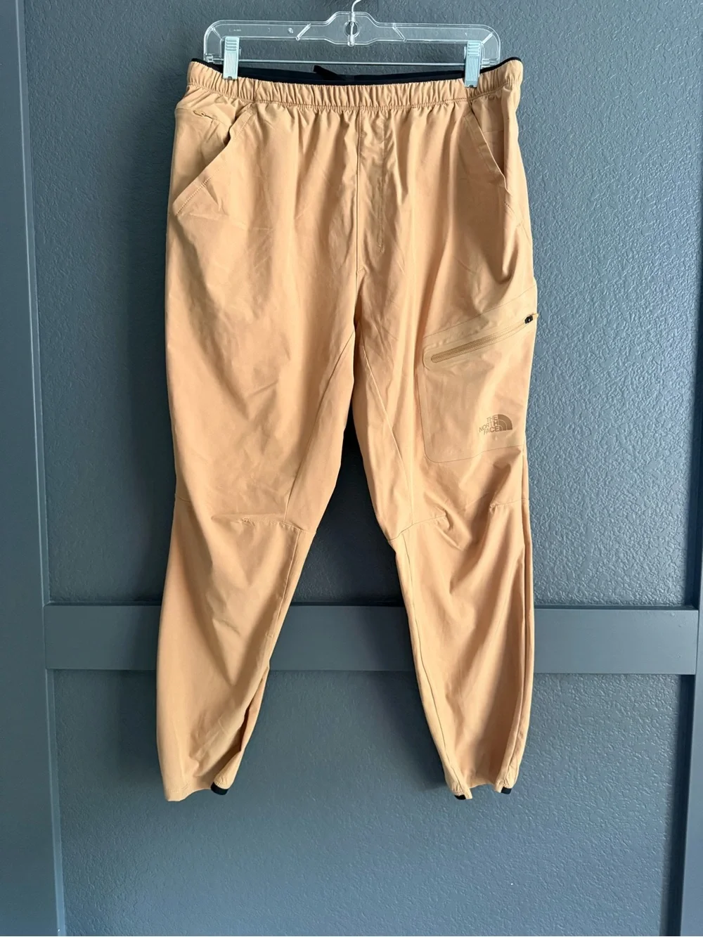 THE NORTH FACE • Lightstride Pant - Men's - Khaki Stone Medium